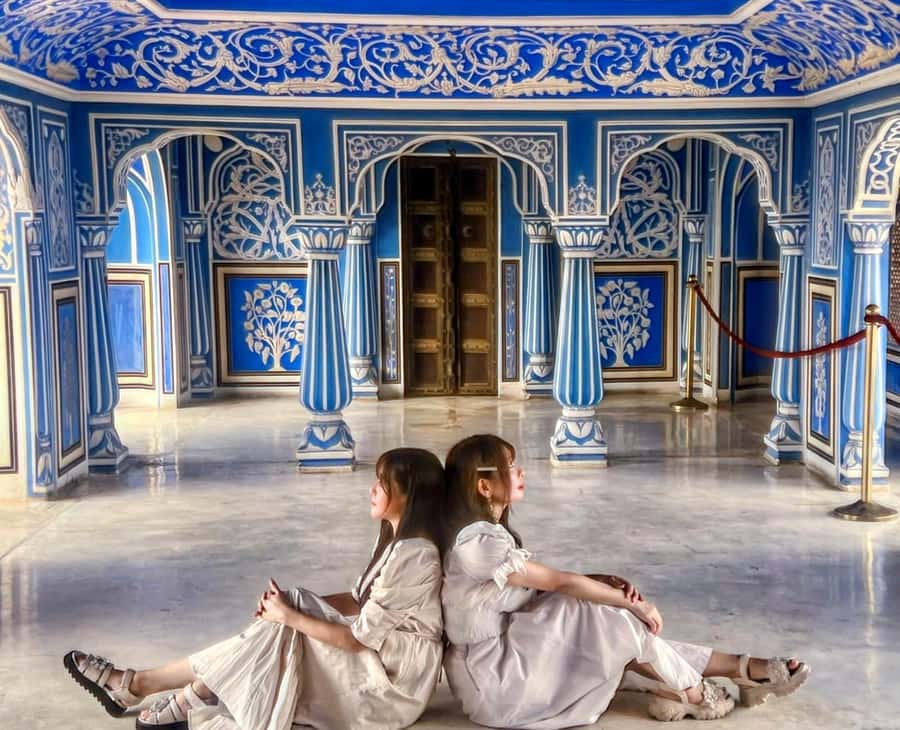 Jaipur: Half or Full Day Sightseeing Tour with Flower Market - Panna Meena Stepwell rewards a short detour