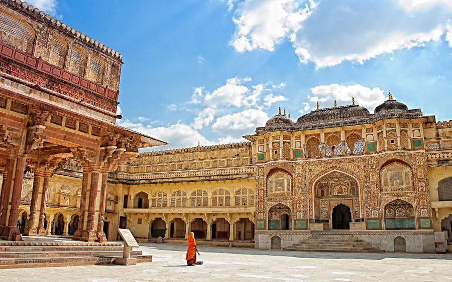 Jaipur Sightseeing by Tuk-Tuk: Temples, Palaces & Markets - City Palace: royal Jaipur in courtyards and halls
