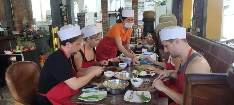 Kampot : Cooking Class in a Local Chef with Market Tour - Learn the Flavor of Kampot Pepper