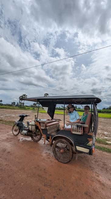 Kampot Pepper & Kep/Crab Market Tours: Salt, Secret lake - A working day in Kampot Province