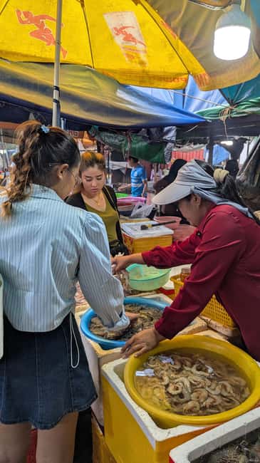Kampot Pepper & Kep/Crab Market Tours: Salt, Secret lake - Salt fields and the coastal trade