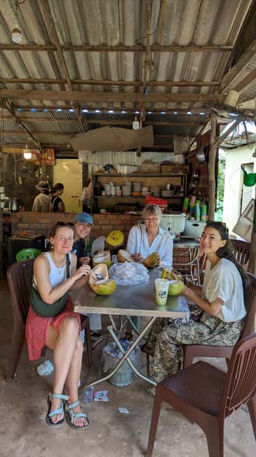 Kampot Pepper & Kep/Crab Market Tours: Salt, Secret lake - Kep’s Crab Market and the cost of lunch