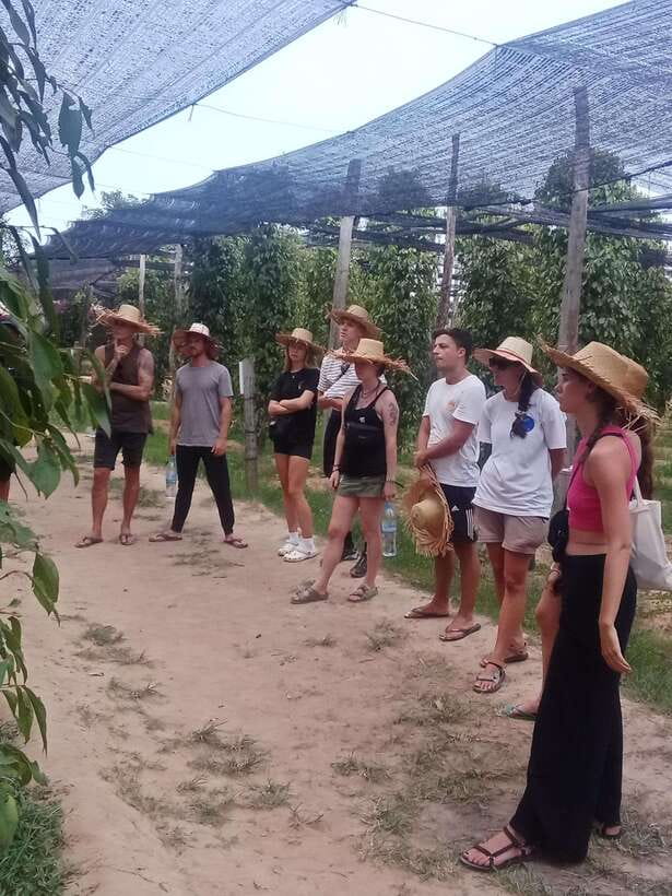 Kampot: Tuk Tuk Trip to Pepper Farm, Kep, Crab Market & More - Kep Crab Market and a proper seafood stop