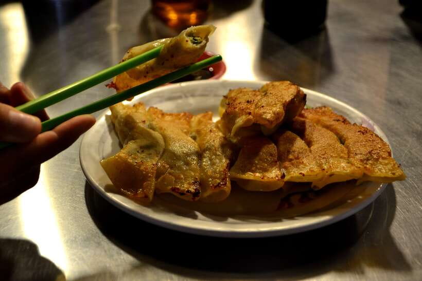 Keelung Half-Day Food Tour: Explore Day & Night Markets - Indoor markets, herb shops, and the less obvious stops