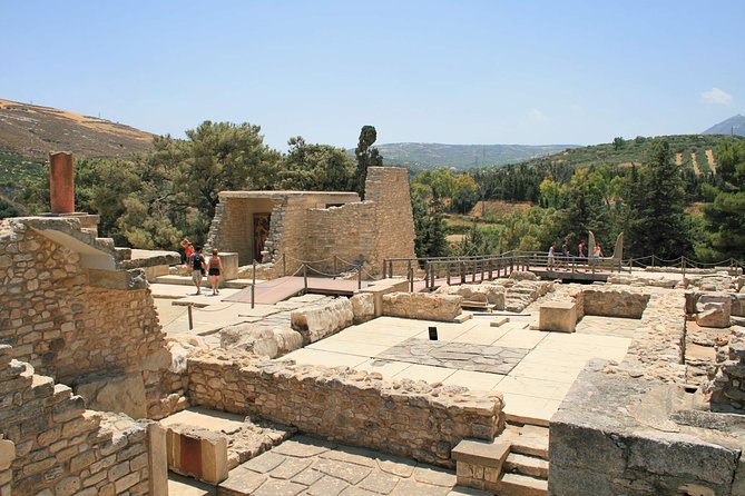 Knossos Palace guided tour - Heraklion City tour + market - Transport, timing, and the real value of $37