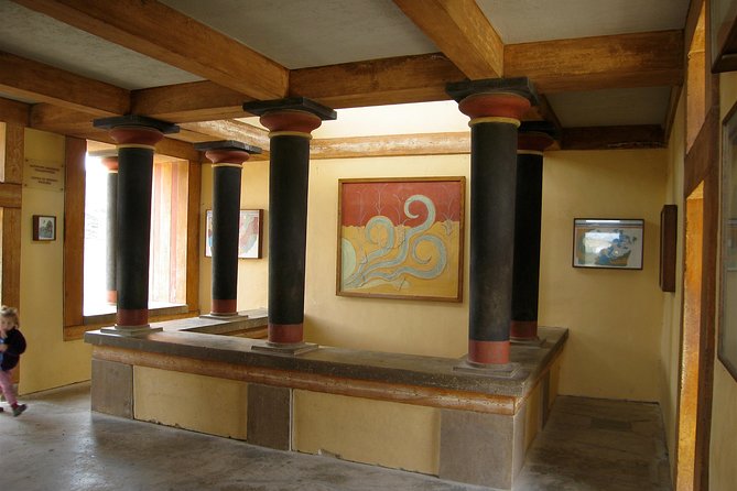 Knossos Palace guided tour - Heraklion City tour + market - Guides, languages, and group pace