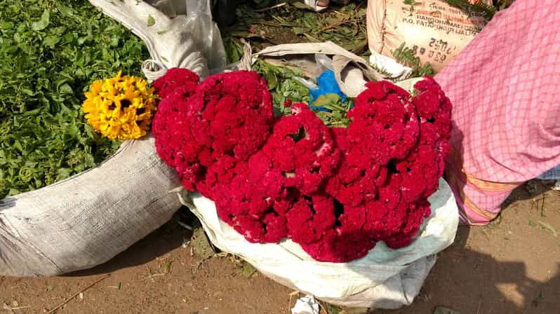 Kolkata: Half-Day Morning Tour w/ Flower Market - Why the flower market is the right place to begin