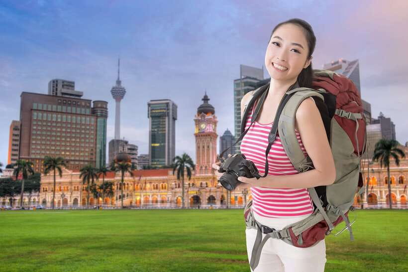 Kuala Lumpur: 4-Hour Authentic Local Markets & Event Tour - The guide makes or breaks the experience