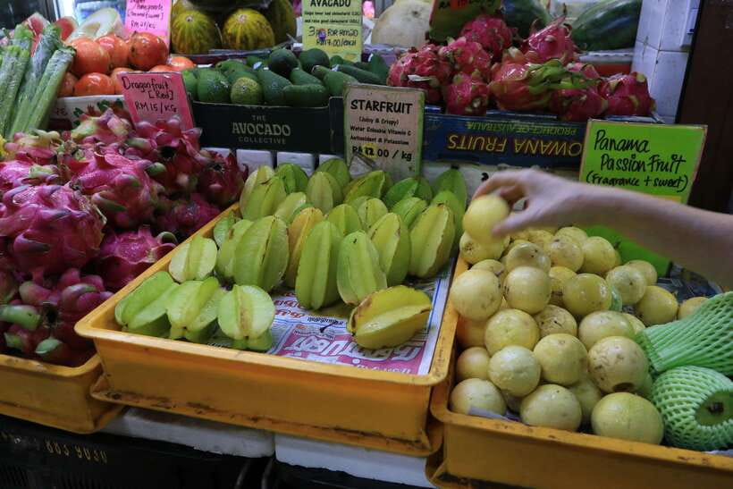 Kuala Lumpur: Malaysian Cooking Class with Market Tour - Dietary needs and group style