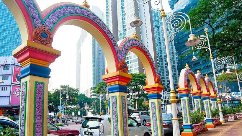 Kuala Lumpur: Sightseeing, Markets, and Food Night Tour - Jalan Alor: save room for the food street