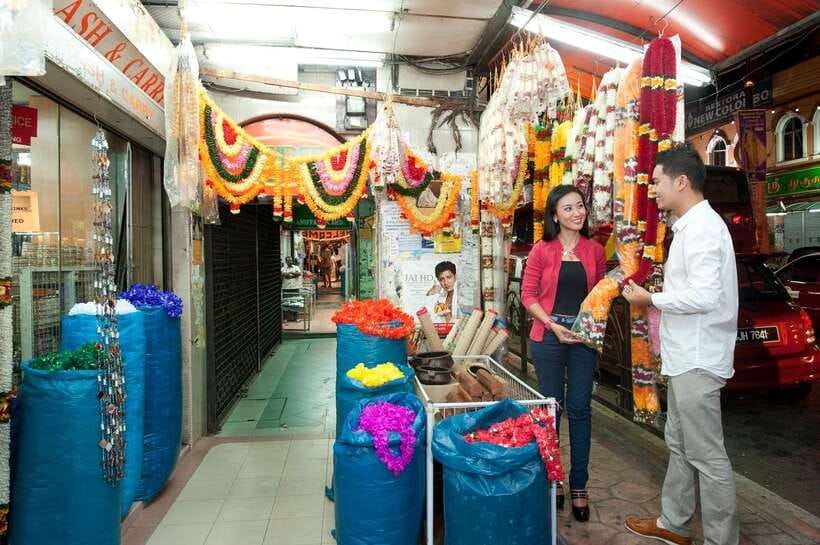 Kuala Lumpur: Street Market Exploration & Shopping Tour - The extra 45-minute stop listed as Crawford County