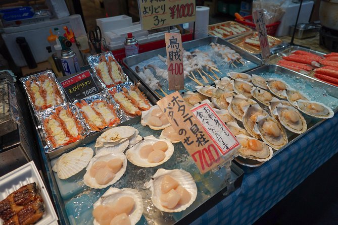 Kuromon Market Food Walking Tour in Osaka (6 stops, 6 tastes) - The six tastes: useful introduction, not a full lunch