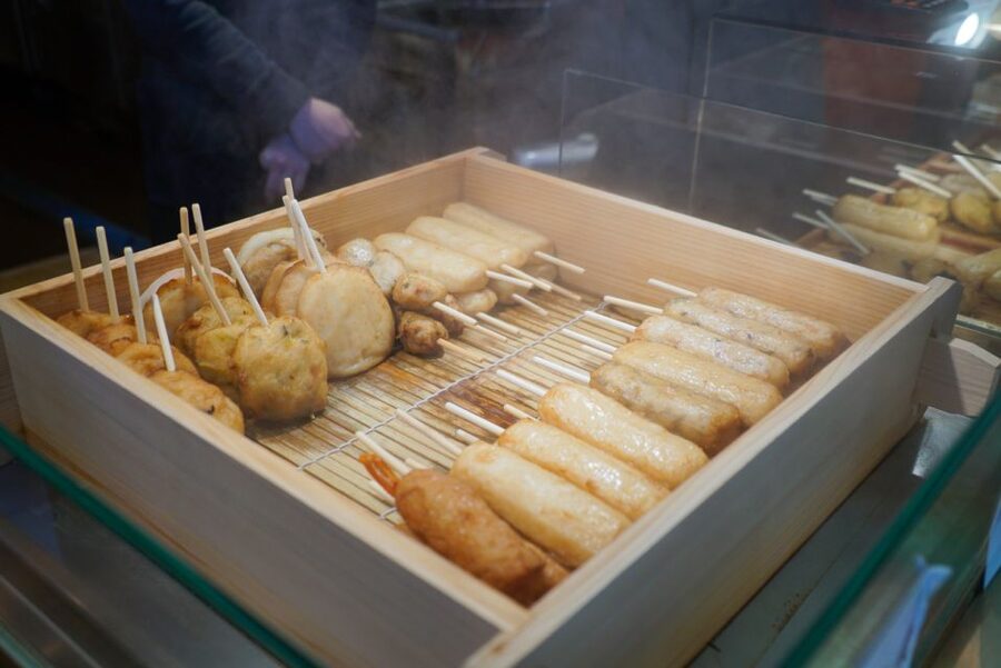 Kyoto: Nishiki Market Brunch Walking Tour-7 Tastings+Brunch - Seven tastings, with room for surprises