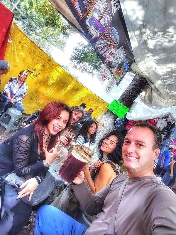 La Lagunilla's Antique Bazaar - Letras de Tepito and the return journey