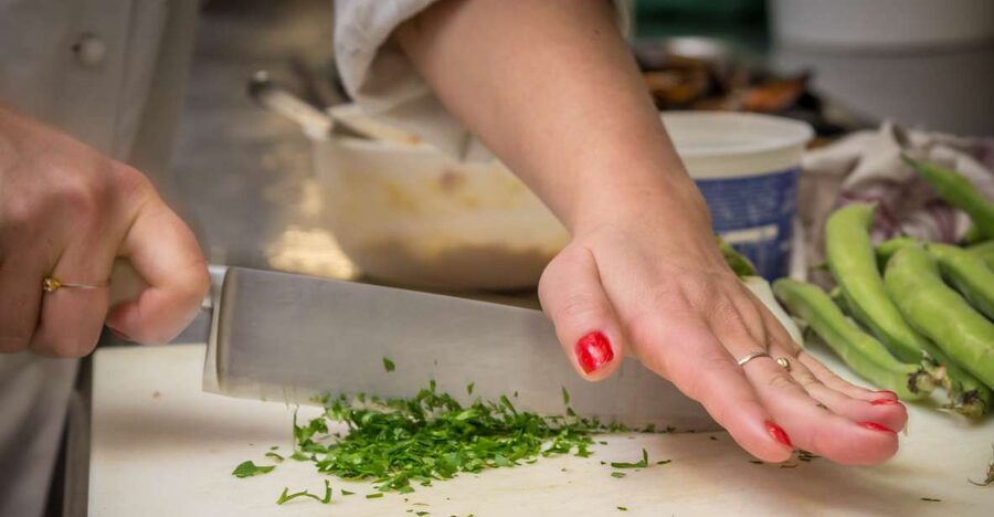 La Spezia: Market Visit and Seafood Cooking Class with Lunch - Key points to know before booking
