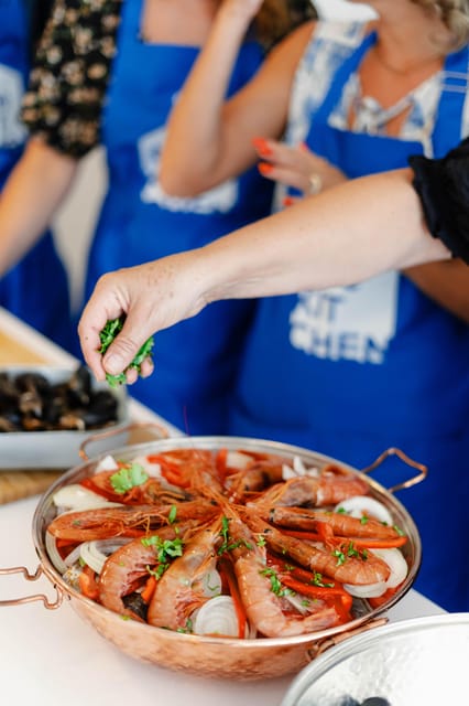 Lagos: Market Tour and Cataplana Cooking Class - FAQ
