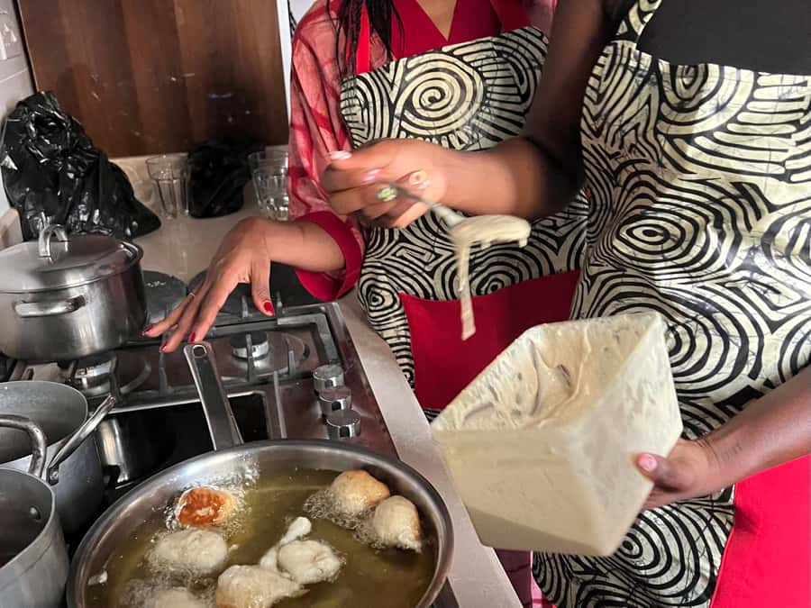 Lagos, Nigeria: Nigerian Cooking Class and Market Visit - Start with the Oniru market, not a cooking studio