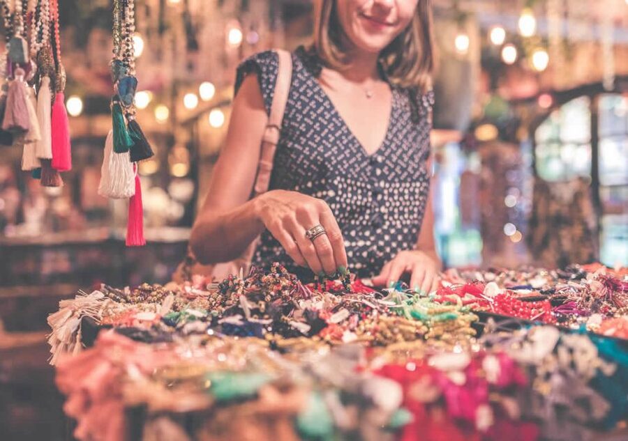 Lanzarote: Teguise Handicraft Market and La Graciosa Island - Key points to know before booking