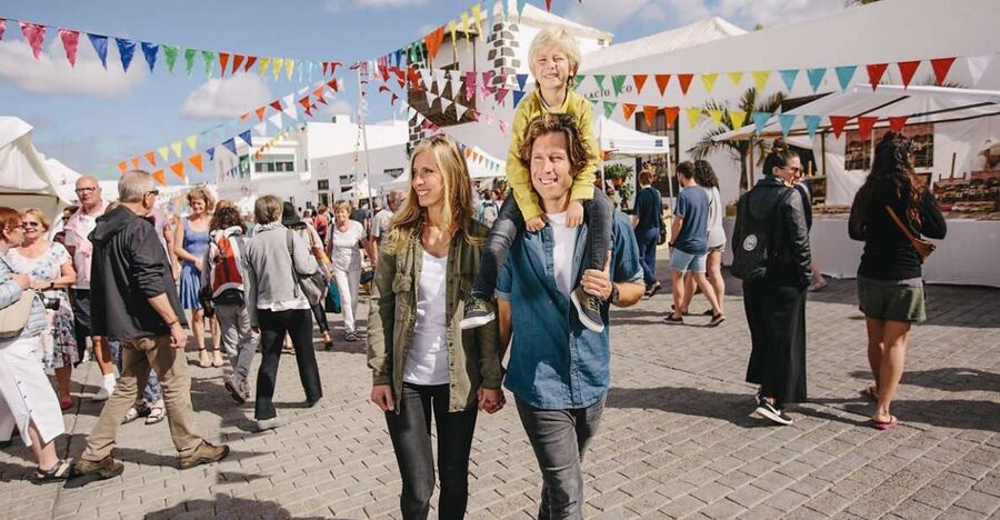 Lanzarote: Teguise Handicraft Market and La Graciosa Island - The road to Órzola and the 25-minute ferry