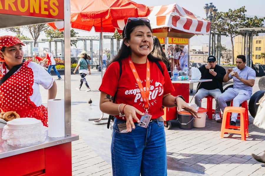 Lima: Historic Center Street Food, Market, and Eateries Tour - The first food stops: local portions and familiar flavors