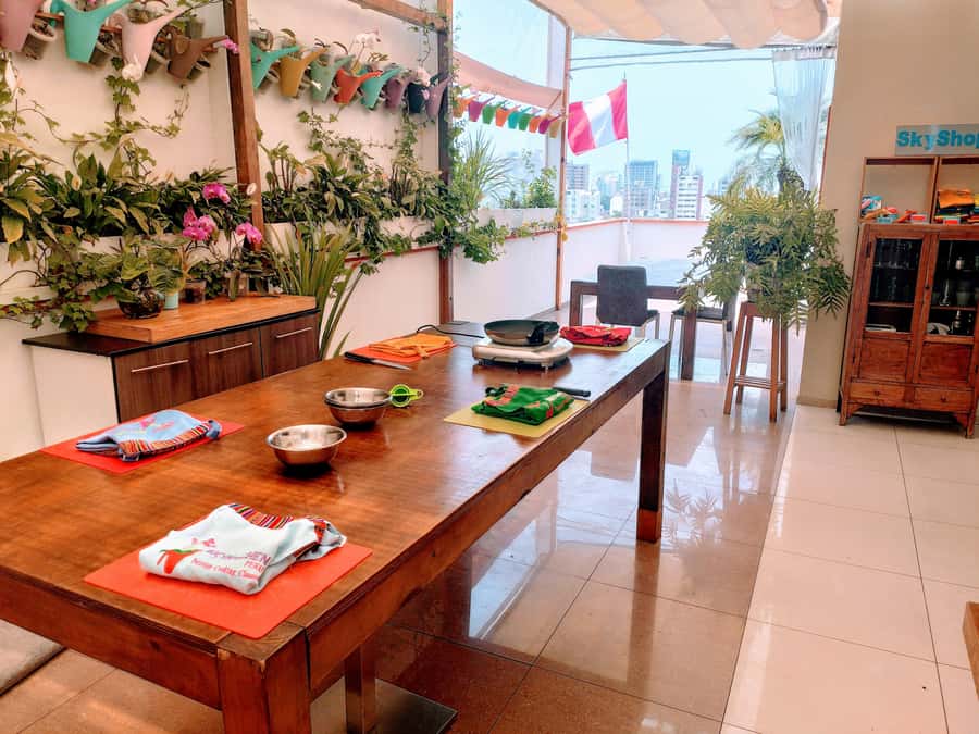 Lima: Market Tour, 35 Fruits Tasting & Cooking Class - What the hands-on format means for you