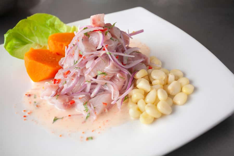 Lima: Market Tour and Cooking Class with Pisco Sour - Starting at Surquillo Market