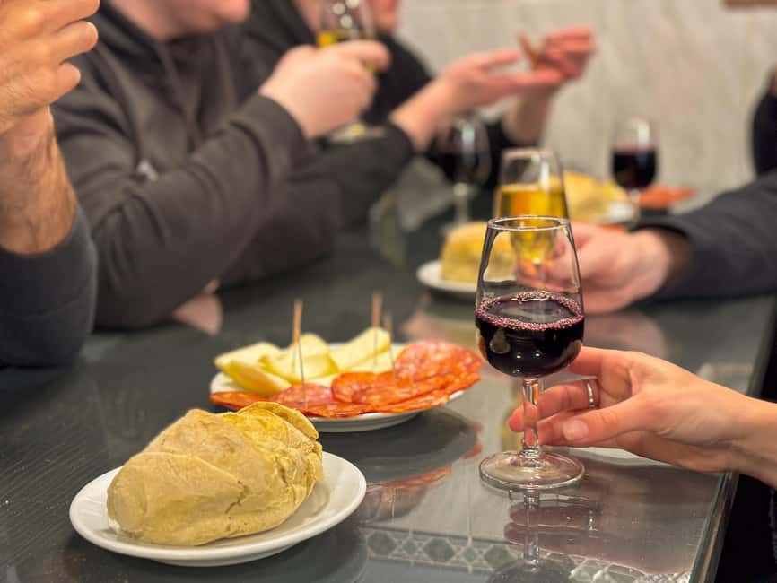 Lisbon: Local Market, Food, and Culture Walking Tour - Cacilhas and the south-bank seafood stop
