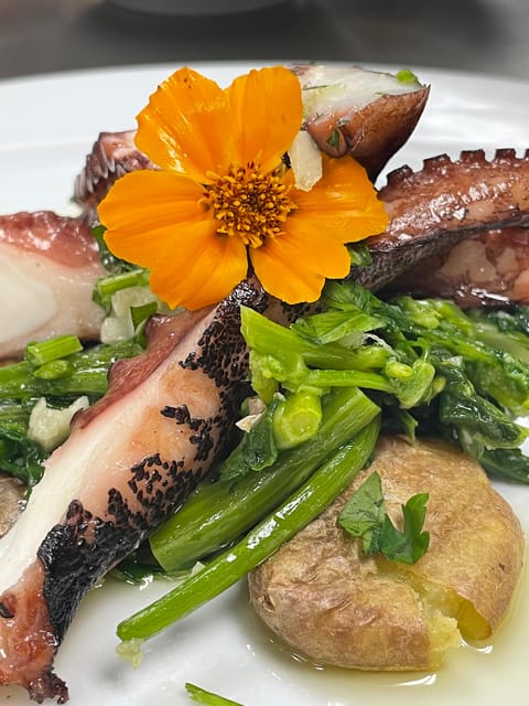 Lisbon: Market Experience & Cooking Class - Working with fish and seafood