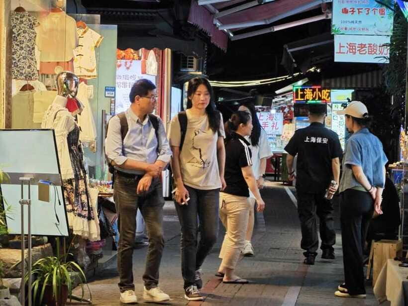Local Market Shopping Guide - Who will get the most from four hours?