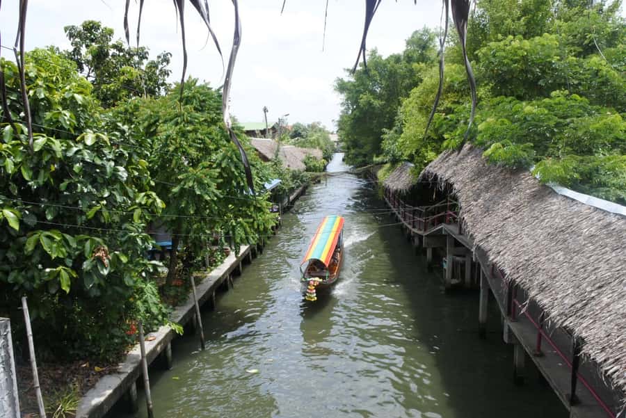 Local Weekend Markets: Khlong Lat Mayom & Chatuchak Tour - Why this market day works better than a standard Bangkok shopping trip