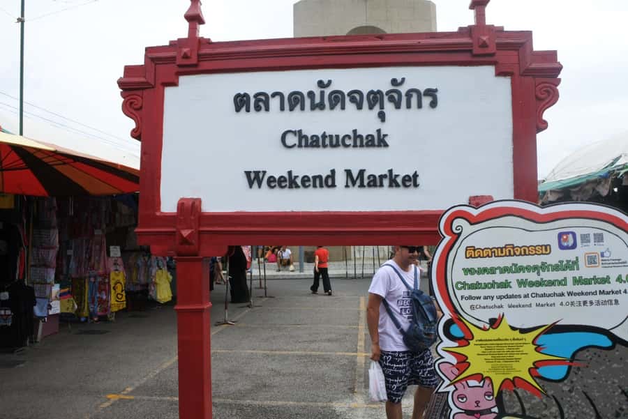 Local Weekend Markets: Khlong Lat Mayom & Chatuchak Tour - Or Tor Kor after 11:00 AM, Bangkok’s premium produce stop