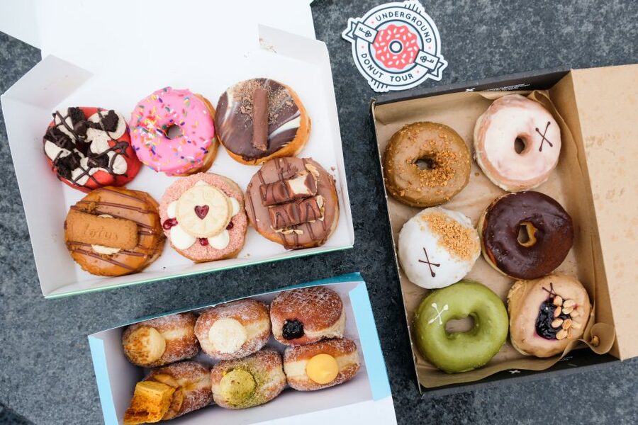 London: Borough Market Delicious Doughnut & Tea Experience - The guide can make or break the morning