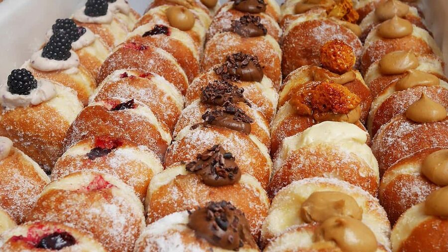 London: Borough Market Food Tour with 6+ Authentic Tastings - How much food do you really get?