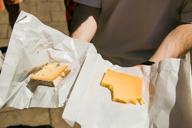 London Borough Market & London Bridge Food Tour - Starting beside The Market Porter