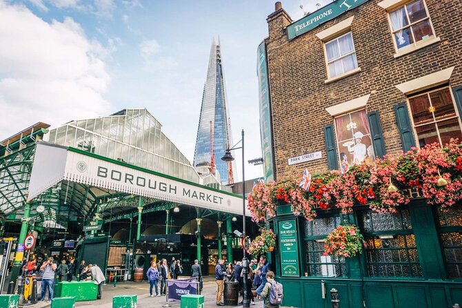 London Borough Market & London Bridge Food Tour - Ginger Pig sausage rolls and the farm-to-plate story