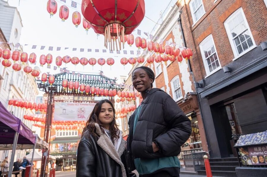 London: Notting Hill, Highlights & Markets Private Tour - Soho, Chinatown, and the Harry Potter connection