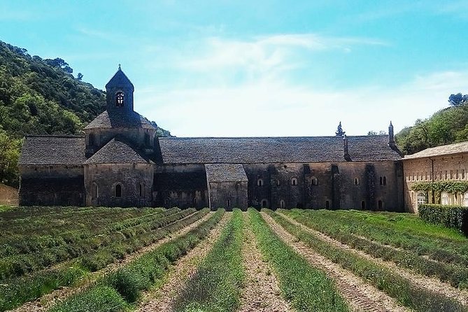 Luberon Market & Villages Day Trip from Aix-en-Provence - Ansouis and the Sunday alternative