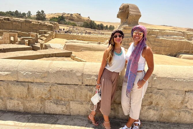 Luxury Private Tour Giza Pyramids ,Egyptian Museum and Bazaars - The local shop stop near Giza
