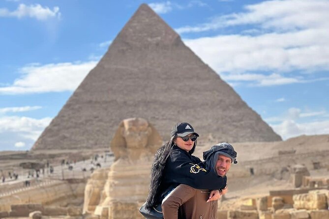 Luxury Private Tour Giza Pyramids ,Egyptian Museum and Bazaars - The Pyramids of Giza, three royal monuments in one stop