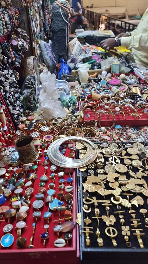 Maasai Market Souvenir Shopping - Meeting at KICC and getting started