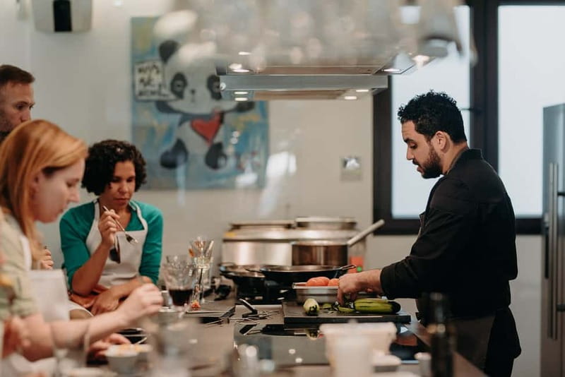 Madrid: Paella & Tapas Cooking Class and Market Visit - The main event, paella Valenciana