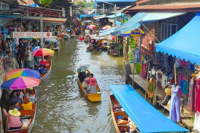 Maeklong Railway and Damnoen Saduak Floating Market Tour - Wat Bang Kung and the Buddha inside the tree