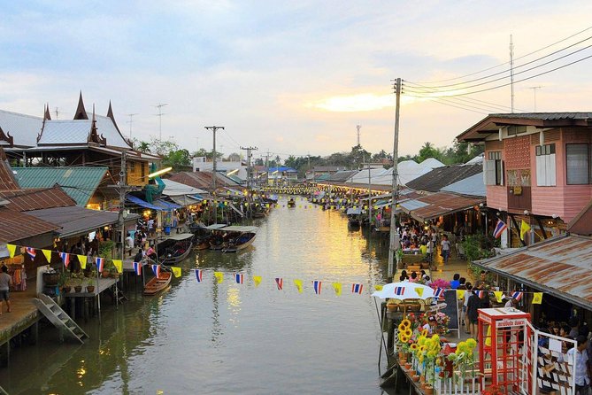 Maeklong Railway Market and Floating Market Tour from Bangkok - The road from Bangkok to the markets