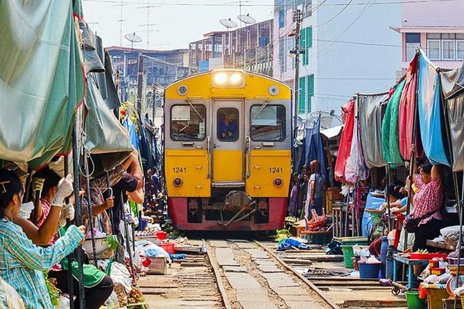 Maeklong Railway Market and Floating Market Tour from Bangkok - FAQ
