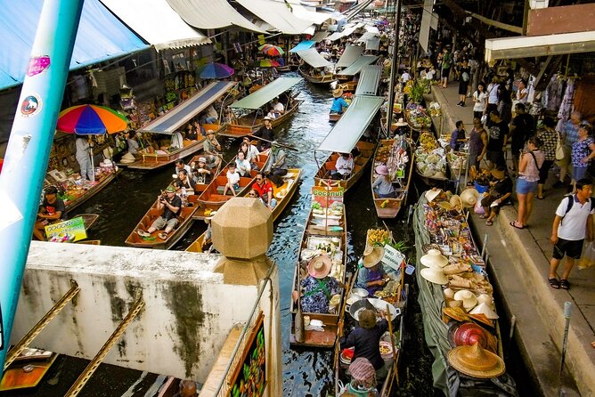 Maeklong Railway, Sugar Palm Factory & Floating Market - The palm sugar stop adds a rural taste