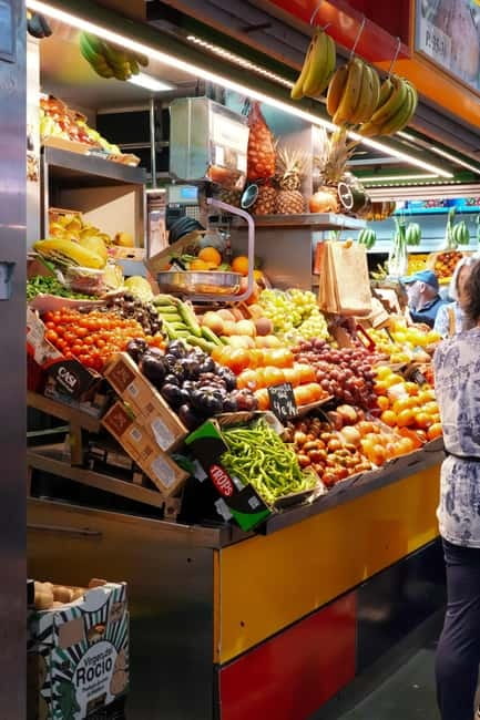 Málaga: Morning Market & Tapas Tour - Atarazanas Market: the tour’s central stop