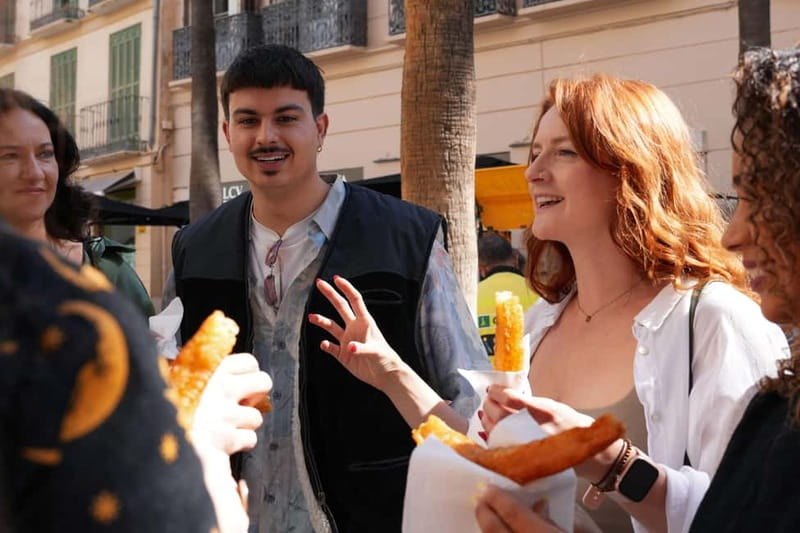Málaga: Morning Market & Tapas Tour - Local snacks and the shift from sweet to savory