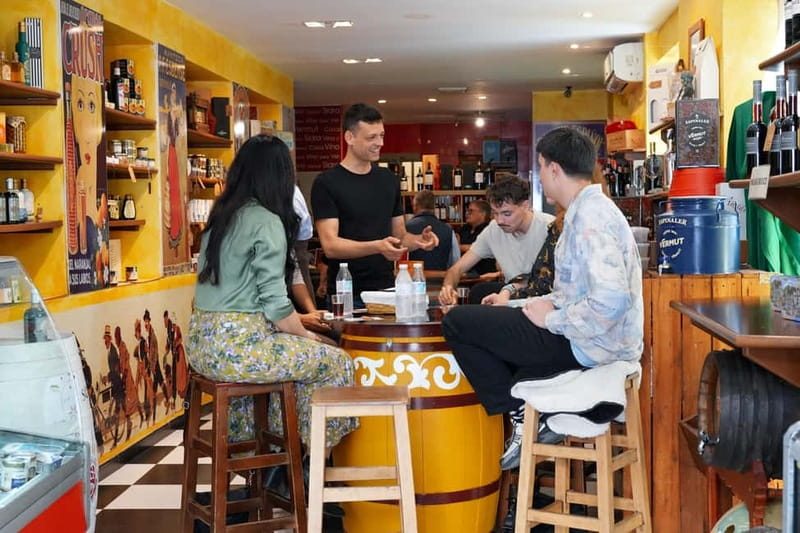 Málaga: Morning Market & Tapas Tour - Coffee tasting and a closer look at local habits