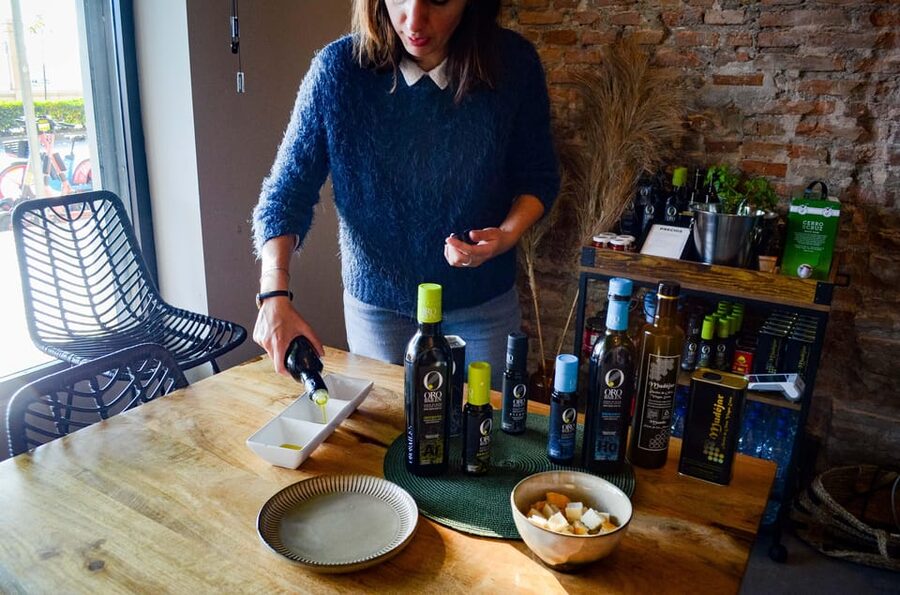 Málaga: Paella and Sangria Cooking Class with Market Visit - Key points to know