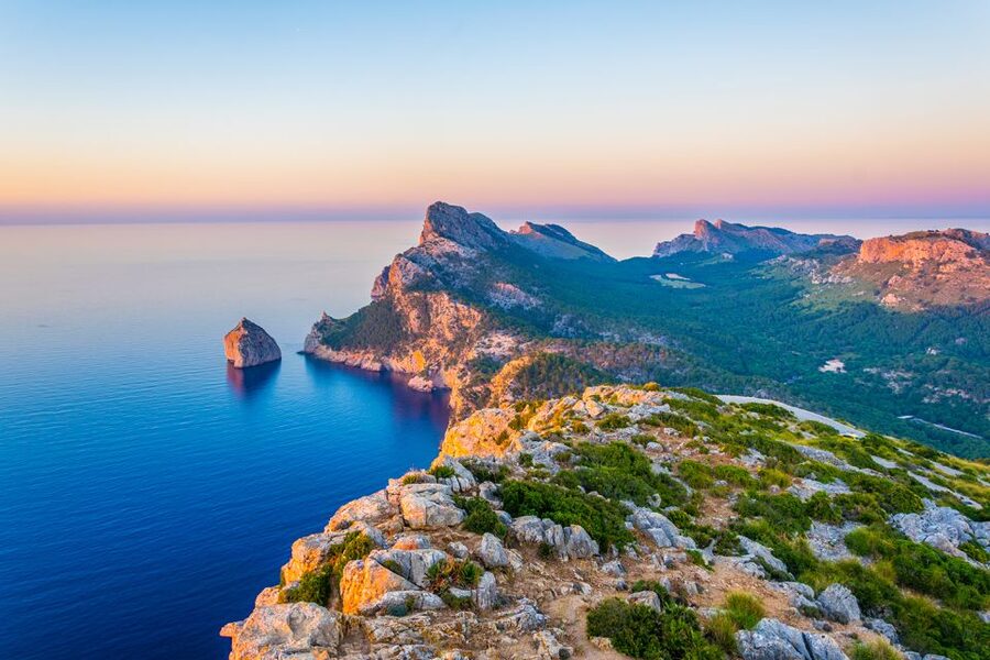 Mallorca: Alcudia Old Town, Market, and Formentor Beach - What to bring and how to prepare
